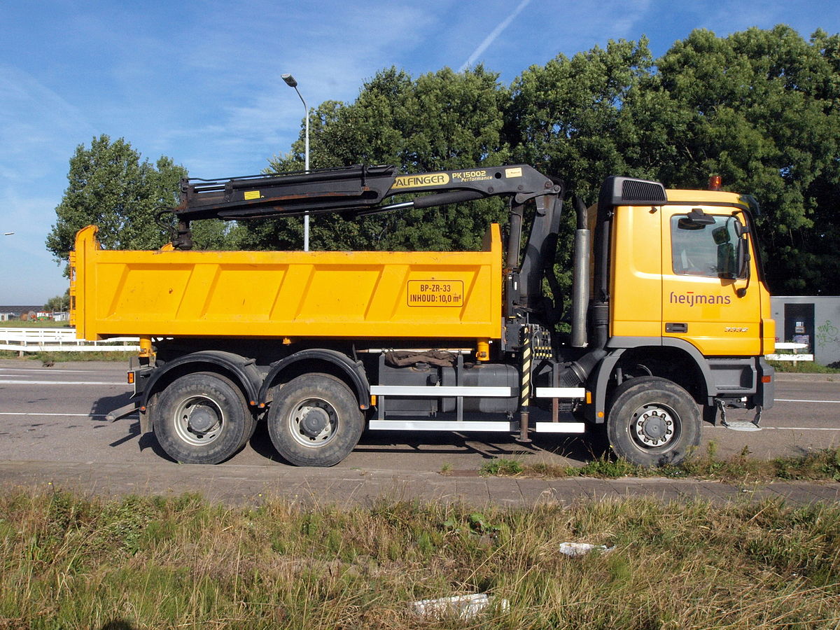 Mercedes-Benz 932.18 ACTROS 3332 AK
