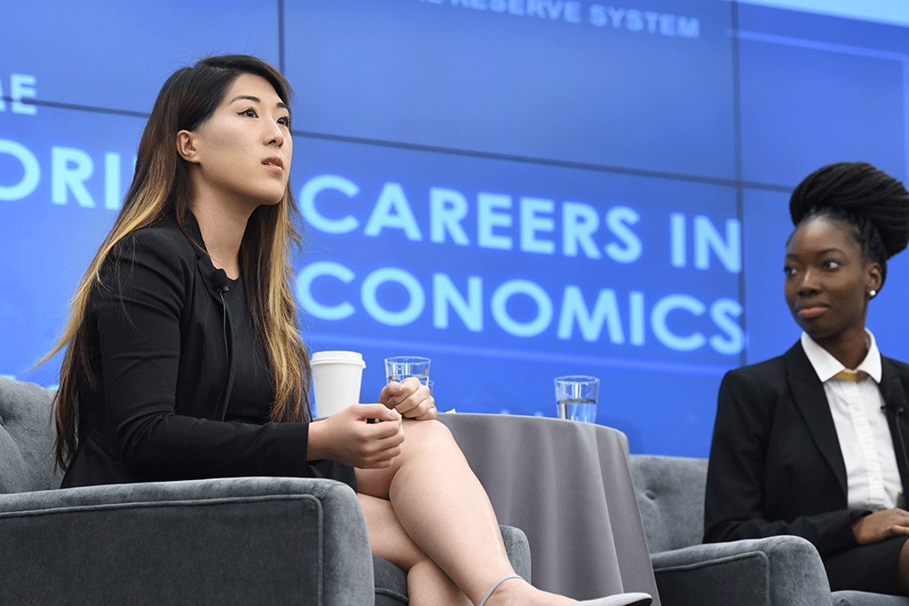 Students at the Federal Reserve Board's October 2018 Exploring Careers in Economic Meeting. Flickr. PDM 1.0